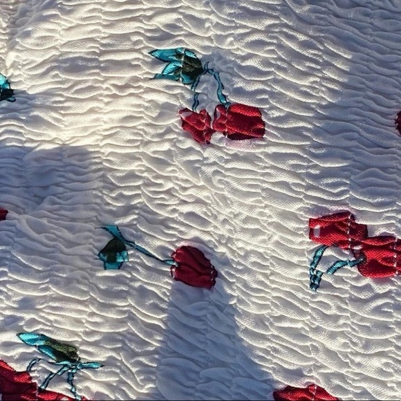 White cherry tube top - Picture 2 of 2